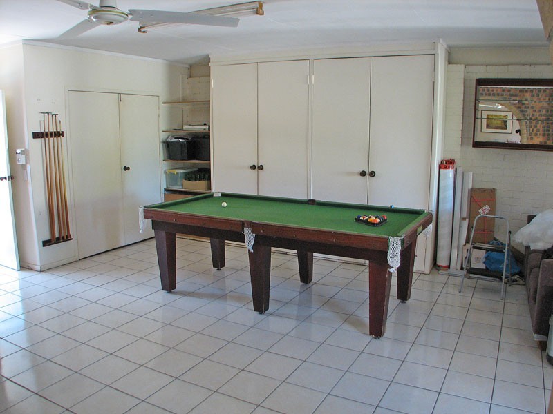 10 Wootton Crescent, Springwood QLD 4127