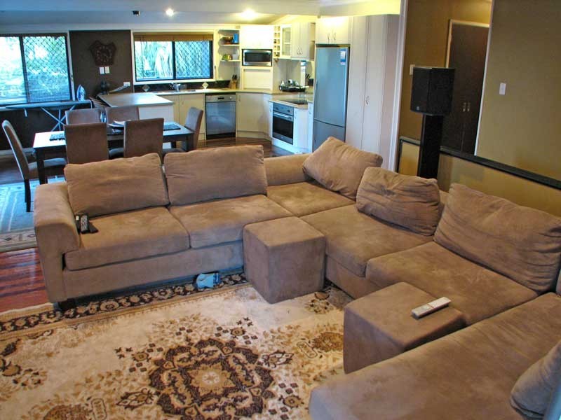 30 Veronica Avenue, Daisy Hill QLD 4127