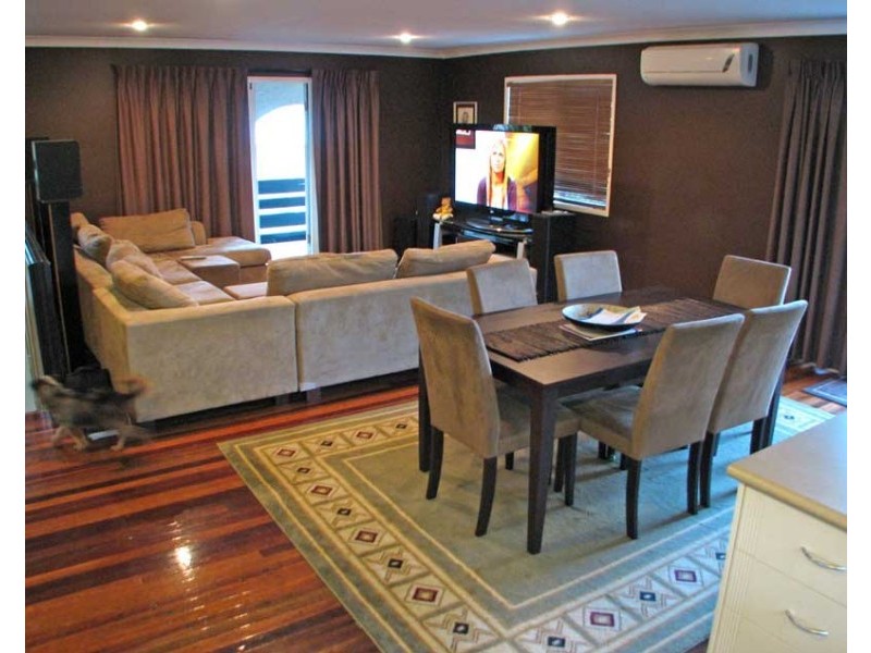 30 Veronica Avenue, Daisy Hill QLD 4127