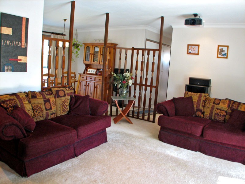 9 Narelle Crescent, Rochedale South QLD 4123