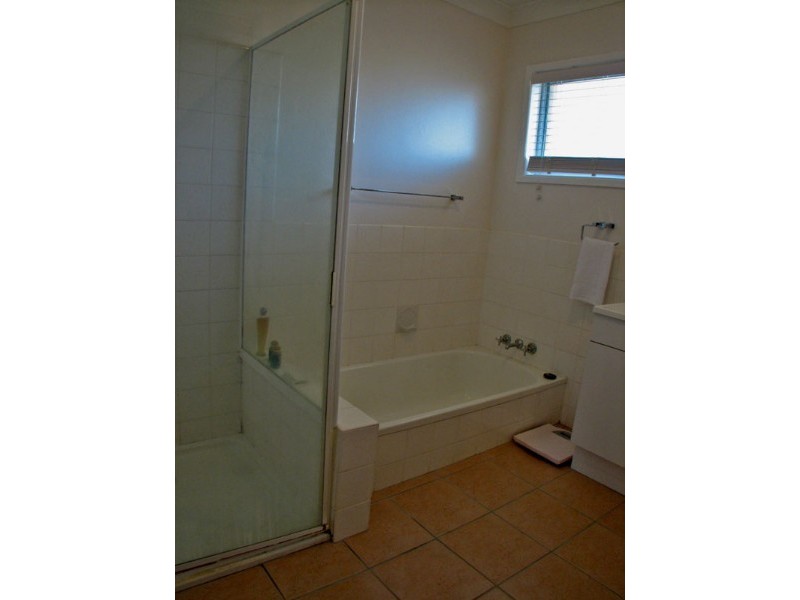 9 Narelle Crescent, Rochedale South QLD 4123