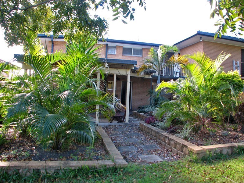 9 Narelle Crescent, Rochedale South QLD 4123