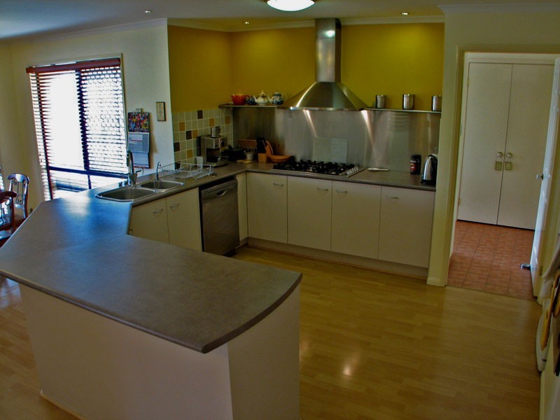 24 The Concourse, Underwood QLD 4119