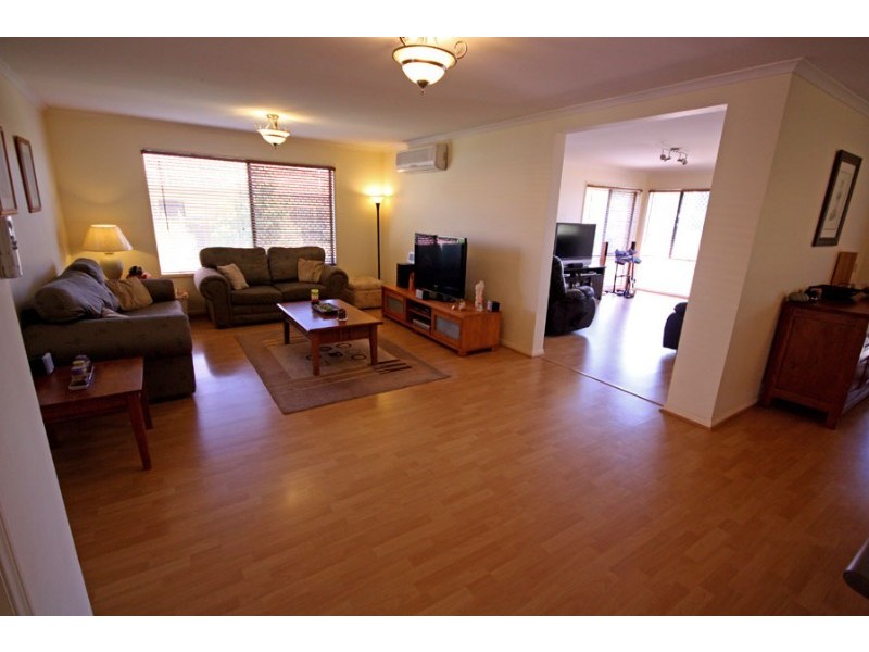 24 The Concourse, Underwood QLD 4119