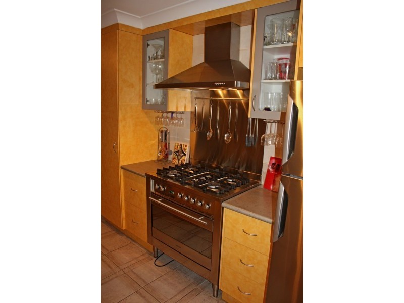 7 Bron Court, Loganlea QLD 4131