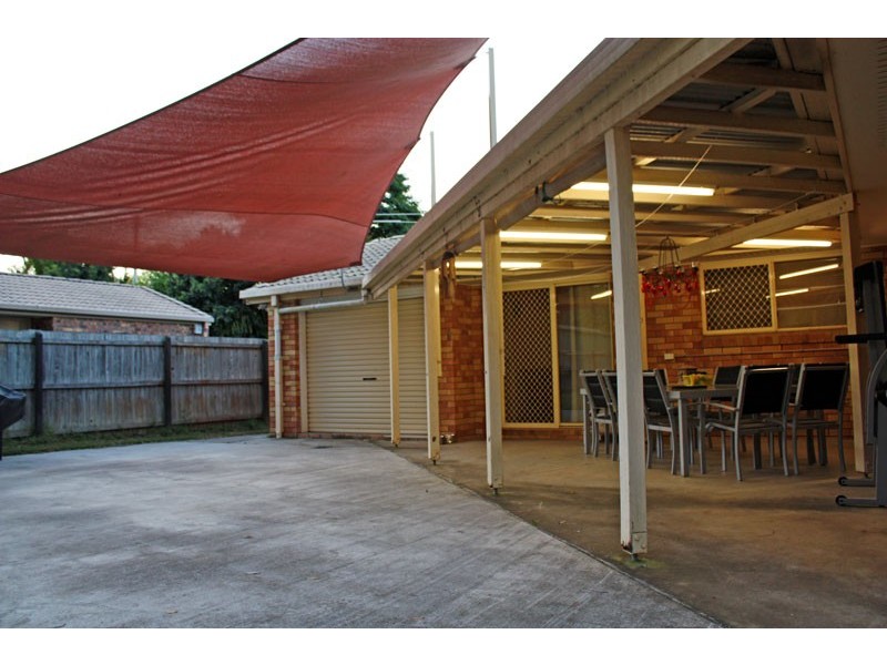 7 Bron Court, Loganlea QLD 4131