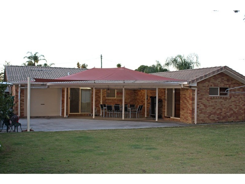 7 Bron Court, Loganlea QLD 4131