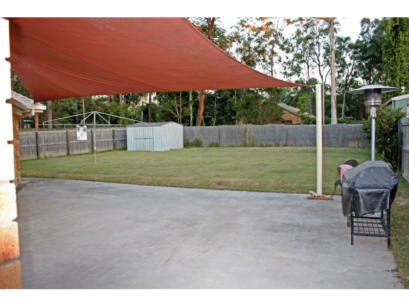 7 Bron Court, Loganlea QLD 4131