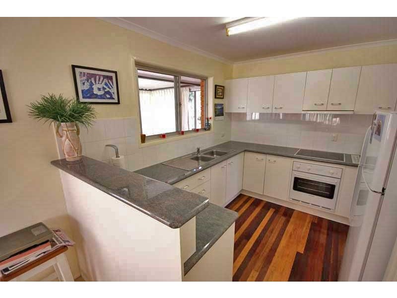 31 Veronica Avenue, Daisy Hill QLD 4127