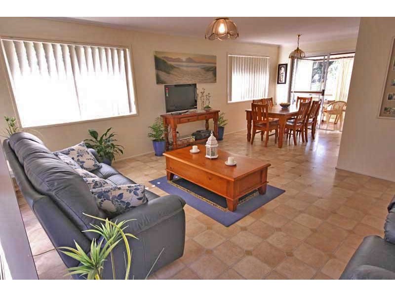 31 Veronica Avenue, Daisy Hill QLD 4127