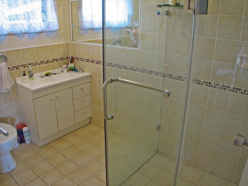 9 Knightsbridge Crescent, Rochedale South QLD 4123