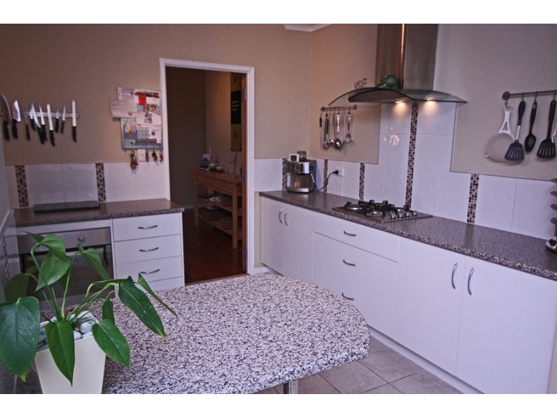 12 Loffs Road, Loganholme QLD 4129