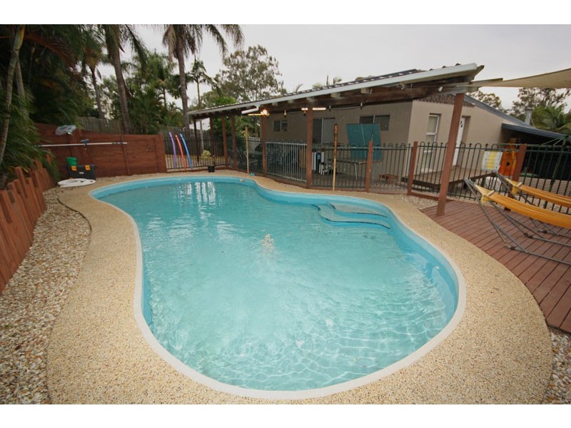 12 Loffs Road, Loganholme QLD 4129