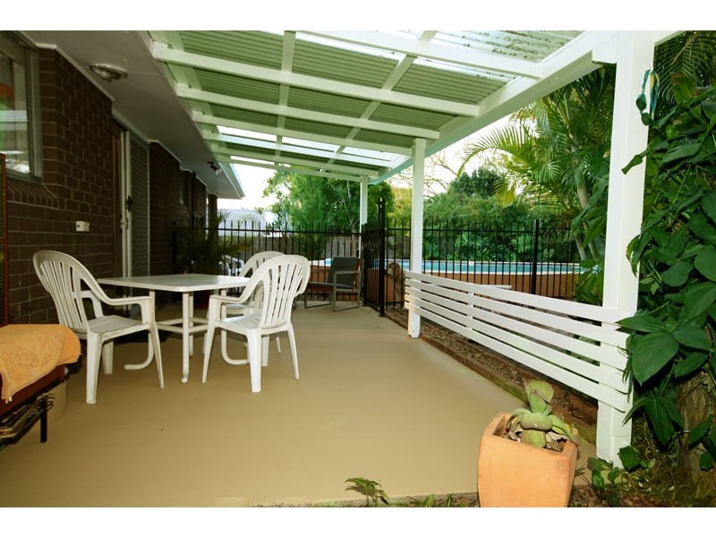 11 Wyclif Avenue, Springwood QLD 4127