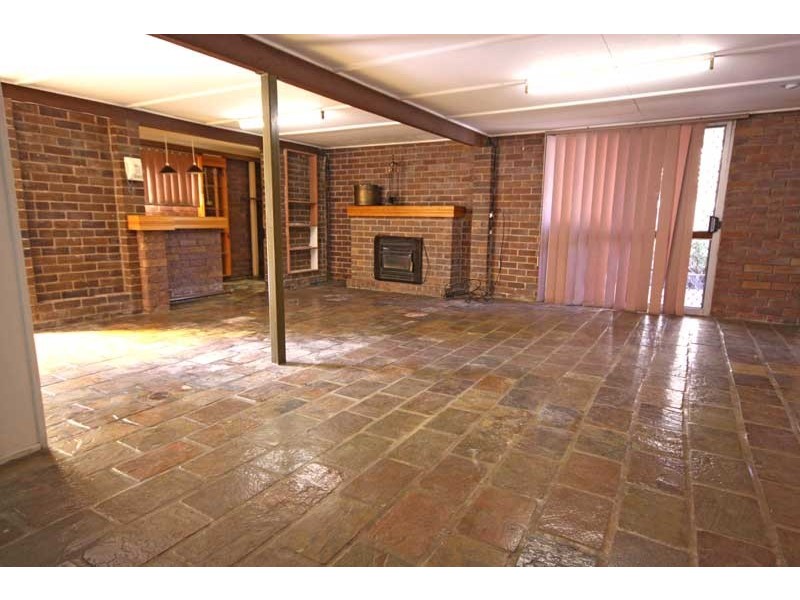 28 Woodlands Drive, Rochedale South QLD 4123