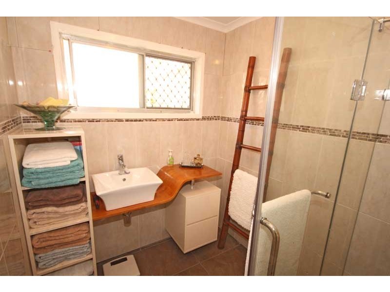 33 Osanna Street, Daisy Hill QLD 4127