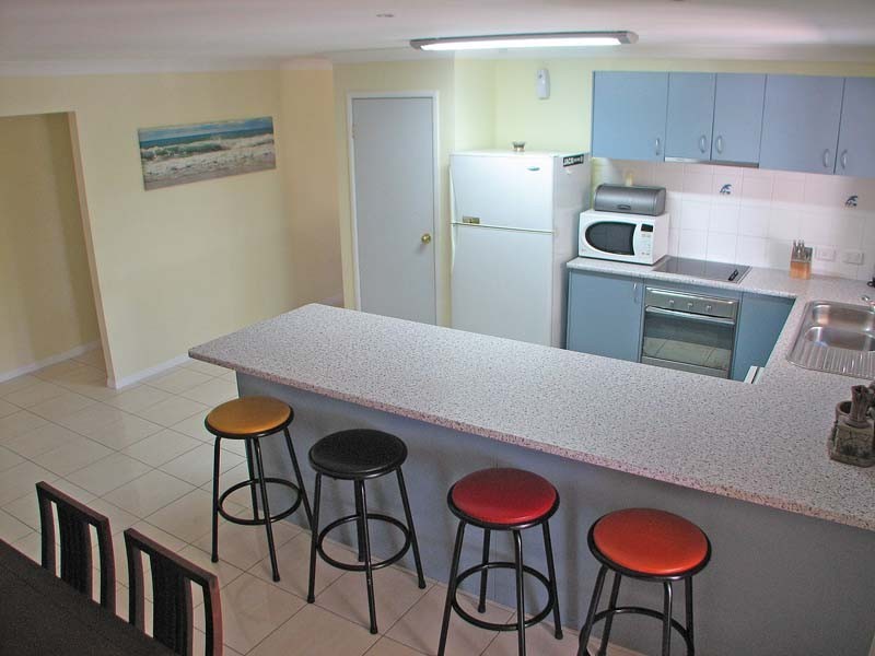 27 Lakebreeze Drive, Loganholme QLD 4129