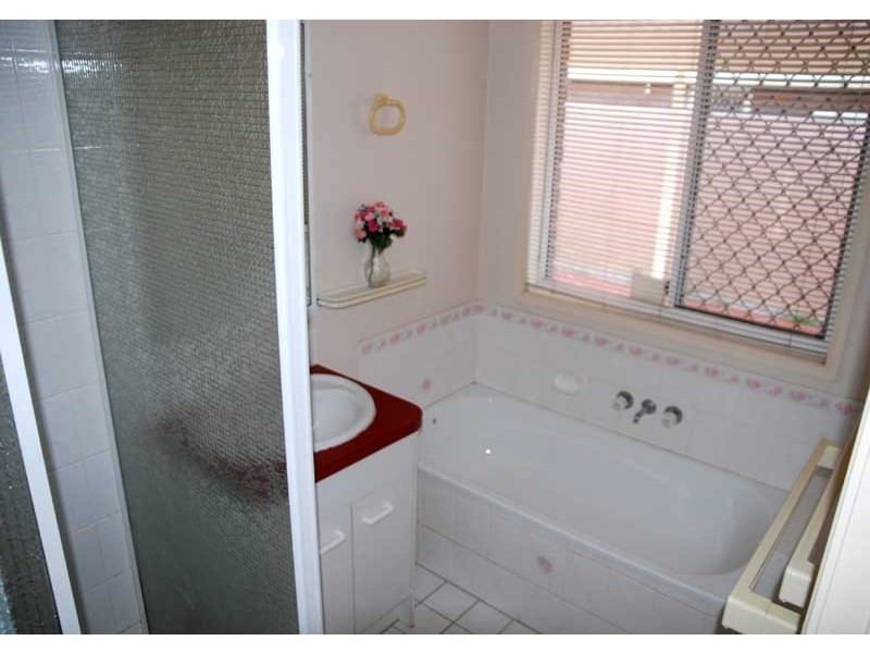 15 Buttercup Crescent, Meadowbrook QLD 4131