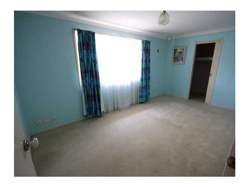 15 Buttercup Crescent, Meadowbrook QLD 4131