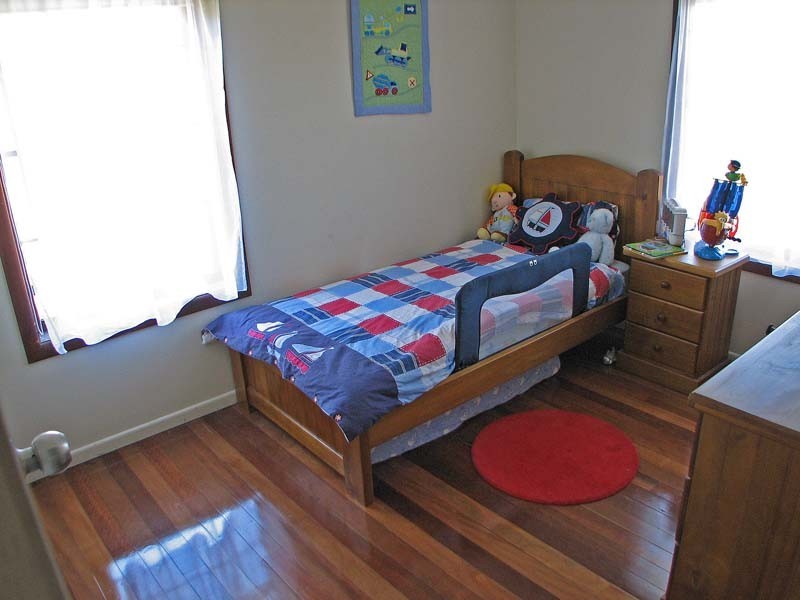 11 Edgehill Crescent, Springwood QLD 4127