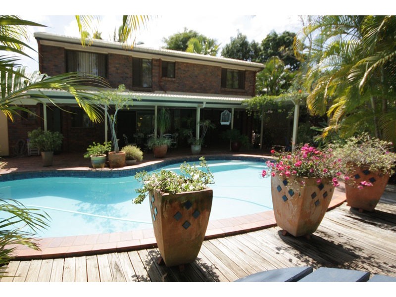 37 Plateau Drive, Springwood QLD 4127