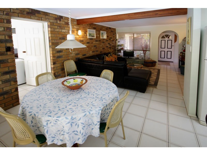 37 Plateau Drive, Springwood QLD 4127