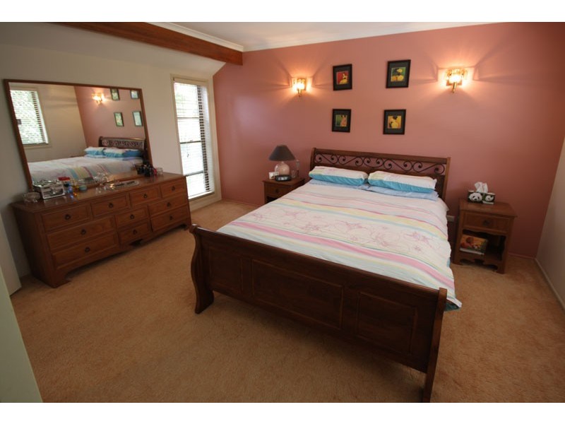 37 Plateau Drive, Springwood QLD 4127