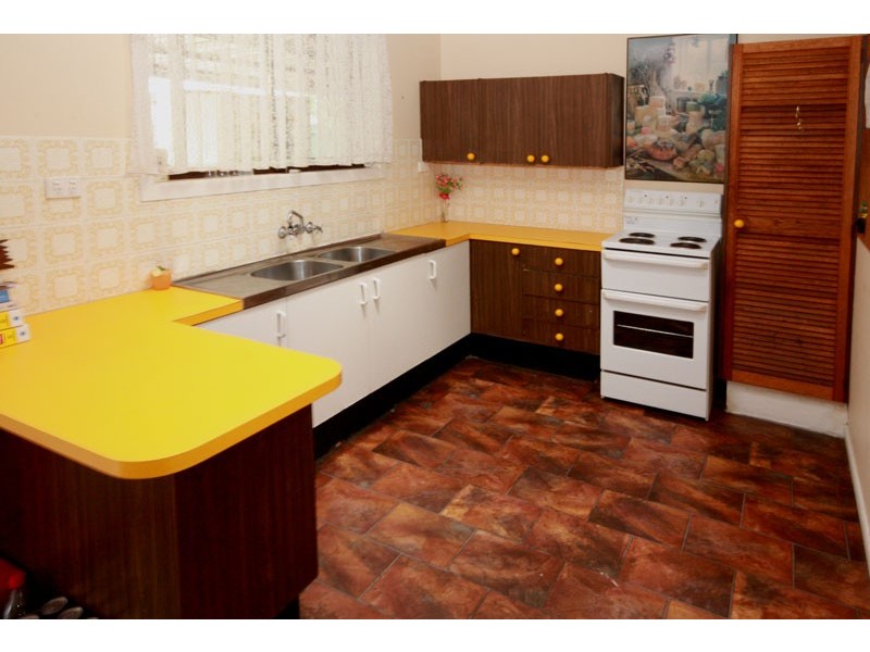 194 Pinelands Road, Sunnybank Hills QLD 4109