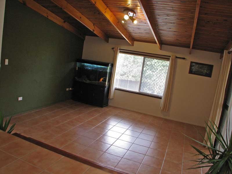 18 Grampian Court, Rochedale South QLD 4123