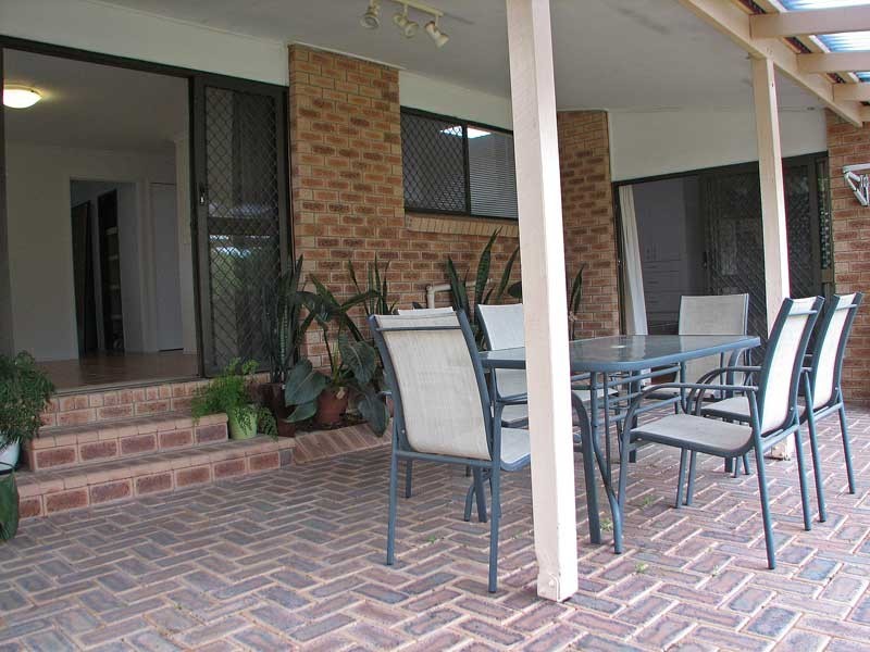 18 Grampian Court, Rochedale South QLD 4123