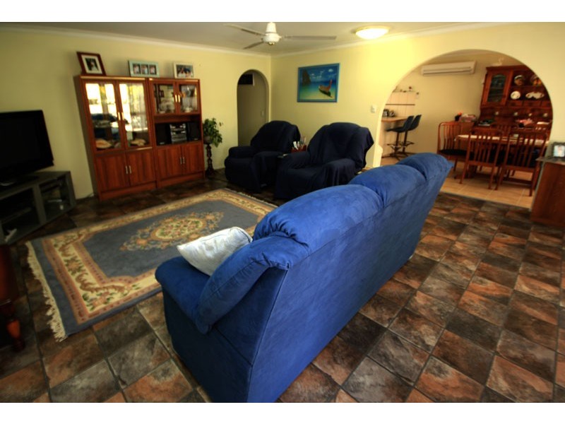 4 Carbon Court, Bethania QLD 4205