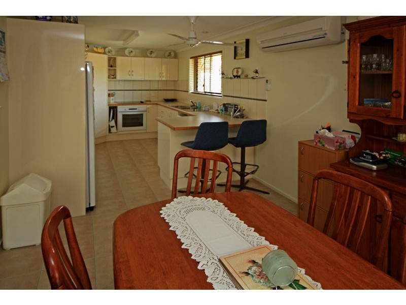 4 Carbon Court, Bethania QLD 4205