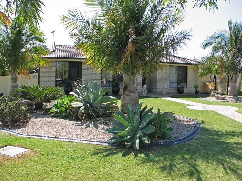 27 Lakebreeze Drive, Loganholme QLD 4129