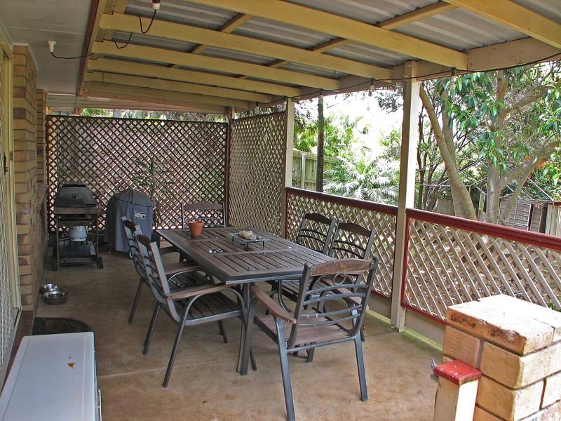 24 Tahan Crescent, Tanah Merah QLD 4128