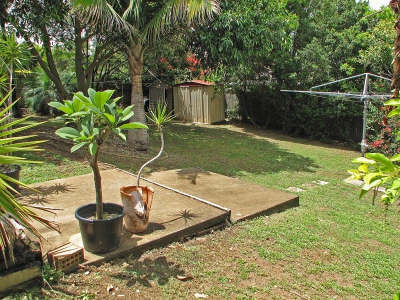 24 Tahan Crescent, Tanah Merah QLD 4128