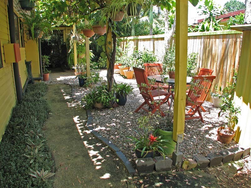 6 Leonard Street, Kingston QLD 4114