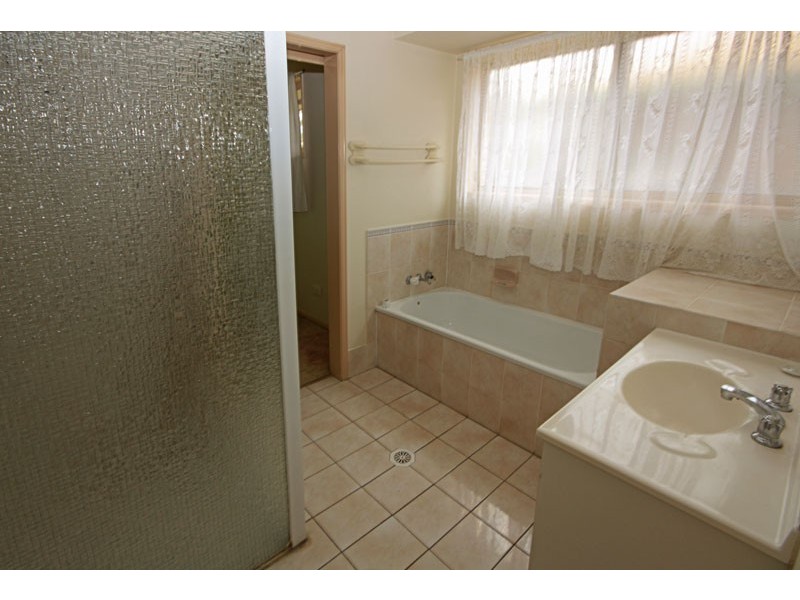 5 Marlborough Court, Waterford West QLD 4133