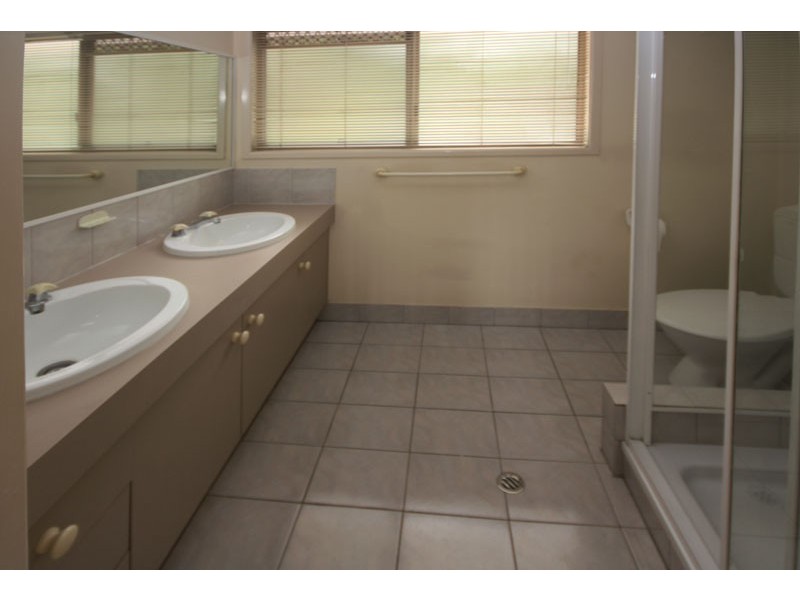 21 Kabang Court, Tanah Merah QLD 4128