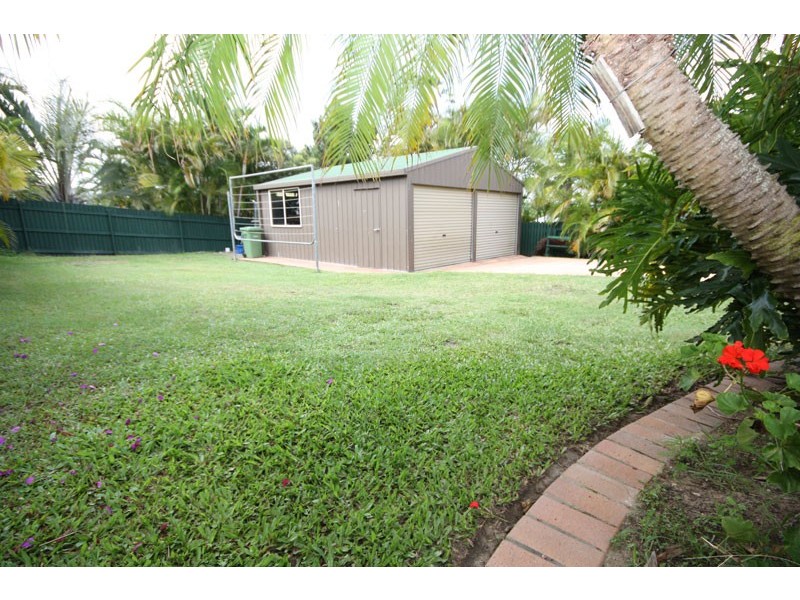 37 Blackthorn Crescent, Shailer Park QLD 4128