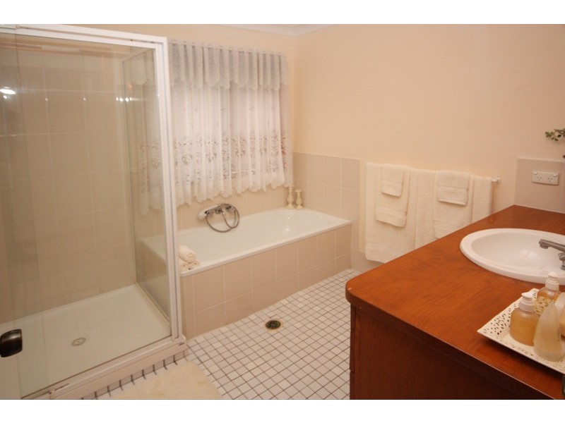 37 Blackthorn Crescent, Shailer Park QLD 4128