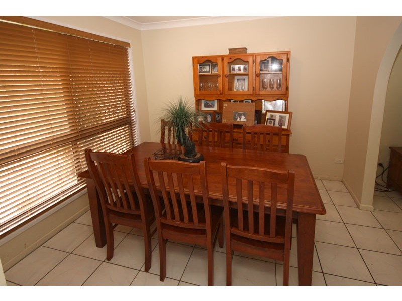 30 Jamberoo Street, Springwood QLD 4127