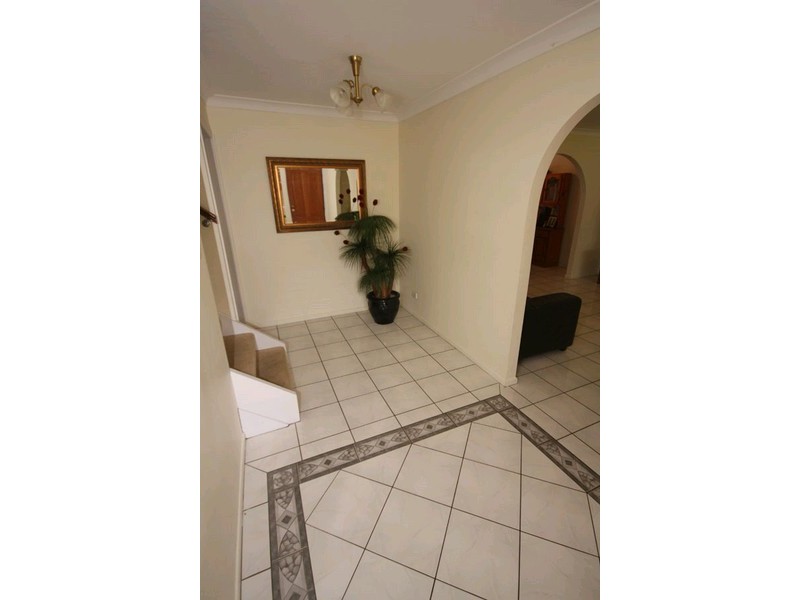 30 Jamberoo Street, Springwood QLD 4127