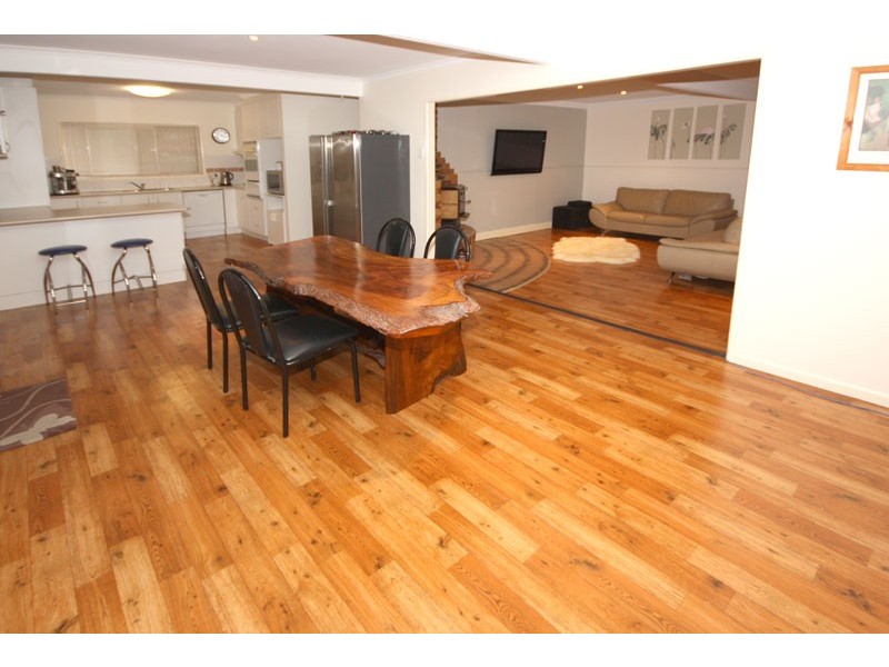 27 Beatty Street, Rochedale South QLD 4123