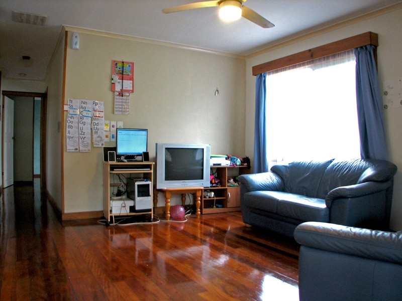 10 Nurdi Street, Woodridge QLD 4114