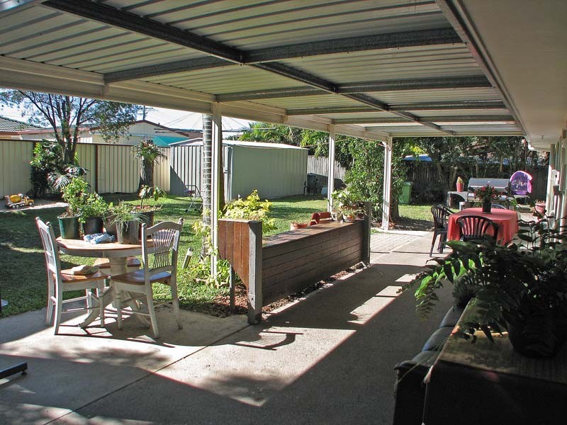 16 Paradise Road, Slacks Creek QLD 4127