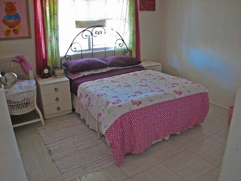 16 Paradise Road, Slacks Creek QLD 4127