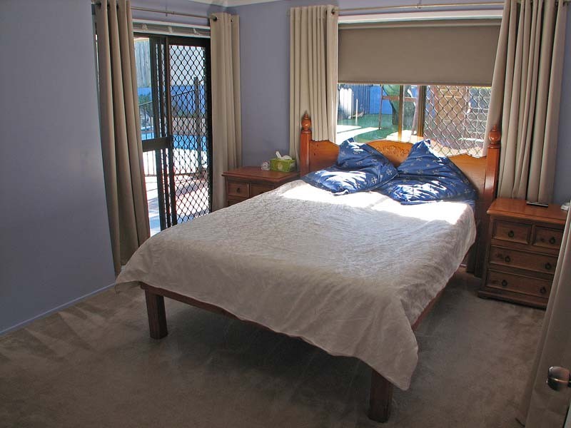 8 Oakleaf Street, Eight Mile Plains QLD 4113