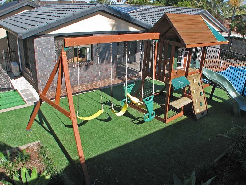 8 Oakleaf Street, Eight Mile Plains QLD 4113