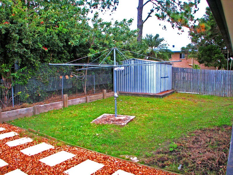 6 Wenlock Crescent, Springwood QLD 4127