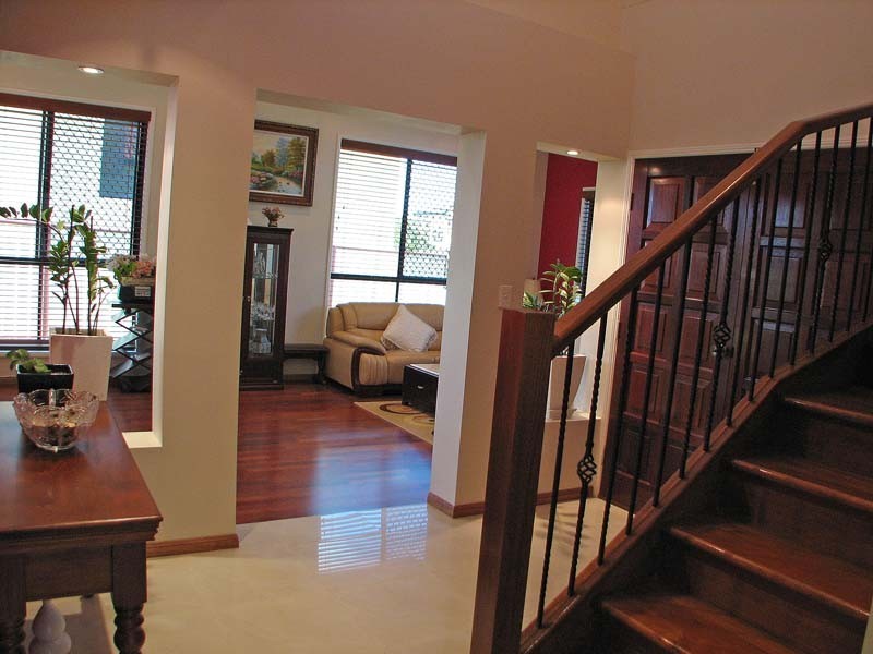 10 Regent Street, Eight Mile Plains QLD 4113